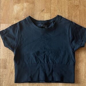 Black Cropped Arhletic T-Shirt/crop top